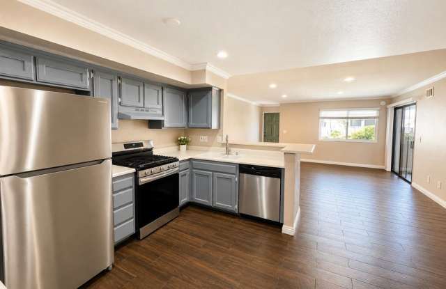 3 Bedroom 2 Bath condo in great location in Moorpark Gallery 4