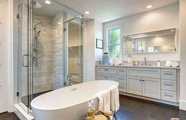 538 North Sierra Bonita Avenue photos photos