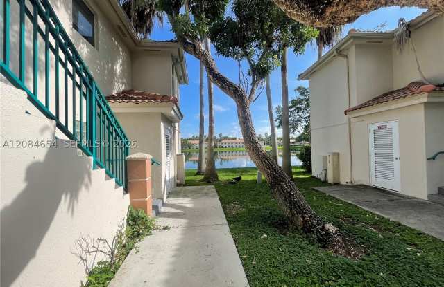 1251 SE 31st Ct Gallery 2