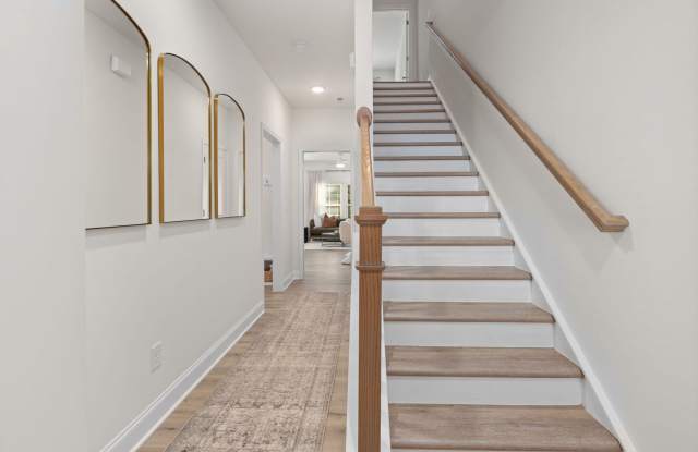 Avery Place Townhomes Gallery 4
