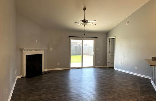 Beautiful home in Croatan Crossing Gallery 4