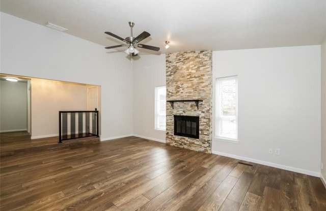 3412 Prairie Avenue Gallery 3