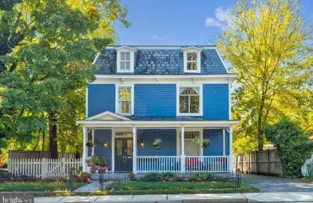 9502 FAIRVIEW AVENUE - 9502 Fairview Avenue, Manassas, VA 20110