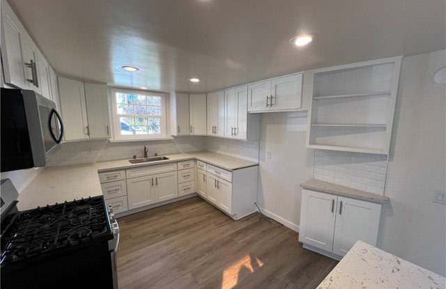 17 West Avenida San Gabriel Gallery 4