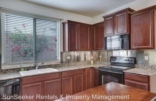 21040 W Elm Way Ct Gallery 4