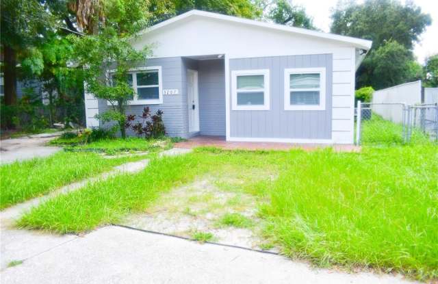 3207 E 23RD AVENUE photos photos