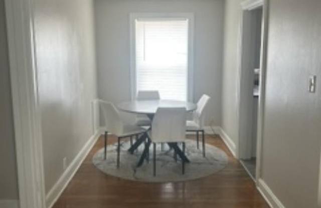 206 Dallas Gallery 3