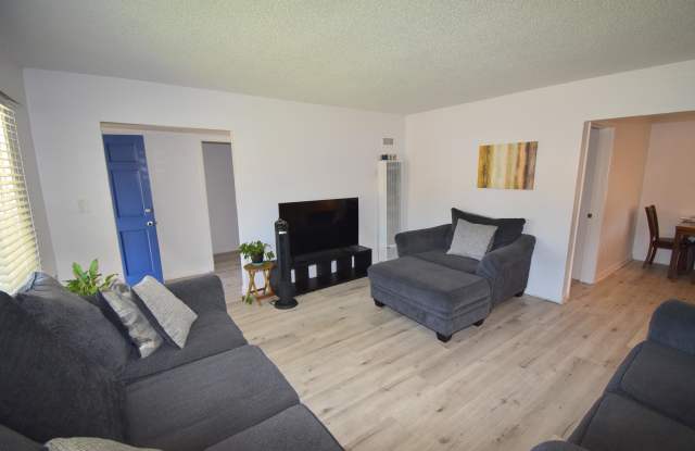 5265 Krenning Street Gallery 4