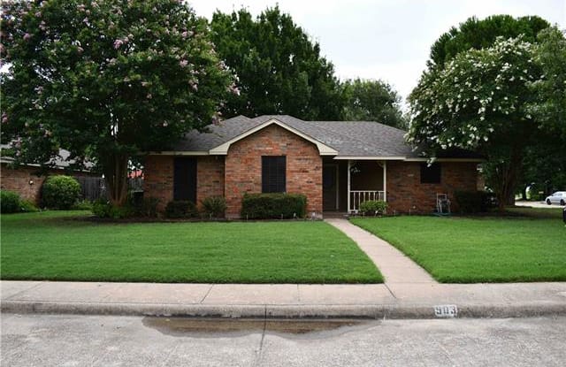 503 Canary Lane - 503 Canary Lane, Red Oak, TX 75154