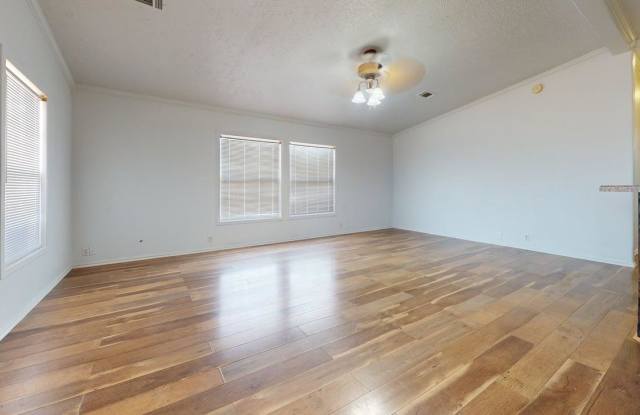 10664 Northeast Keeney Road Gallery 2