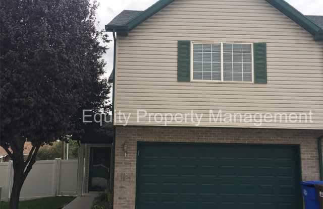 7034 S. 300 E. photos photos