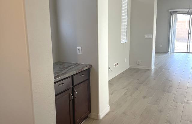 3934 E Battala Ave Gallery 2