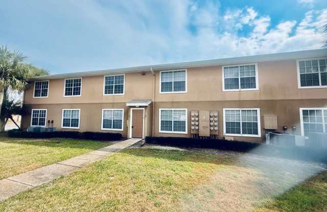 For Rent: Spacious 3-Bedroom, 2-Bath Second-Floor Condo with Balcony  Community Amenities photos photos