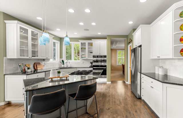 1739 Redwing Lane Gallery 3