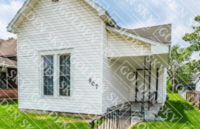 907 South Beacon Street photos photos