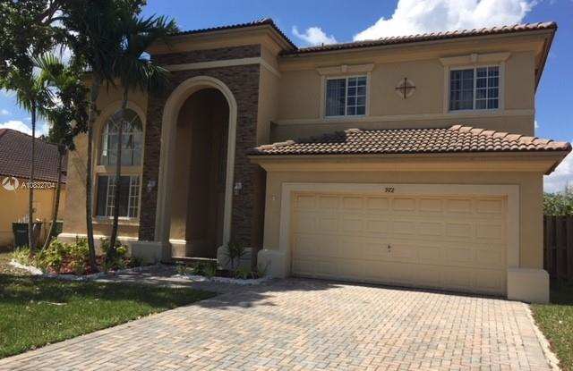 972 NE 36th Ave - 972 NE 36th Ave, Homestead, FL 33033