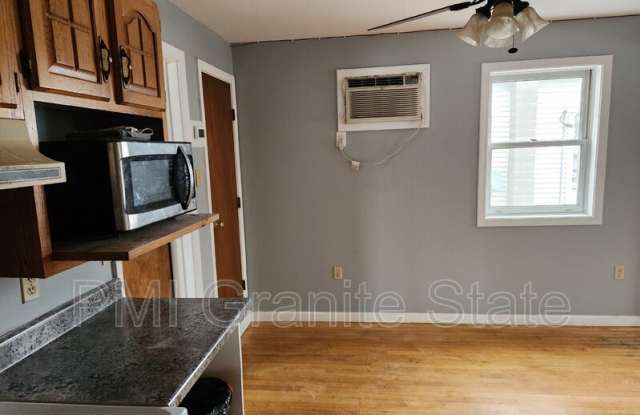 560 Rockland Ave photos photos