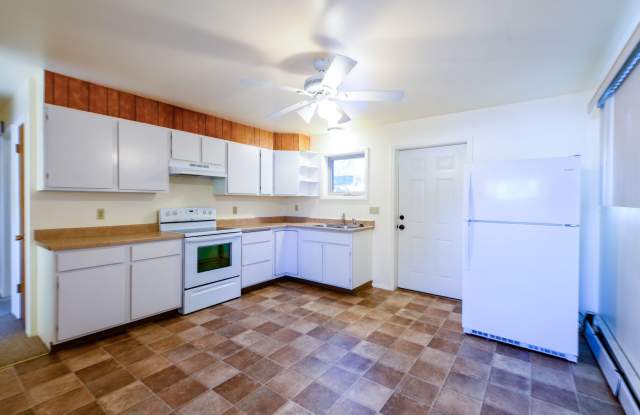 Adorable 3 bedroom 1 bathroom Top Level Unit photos photos Adorable 3 bedroom 1 bathroom Top Level Unit photos photos