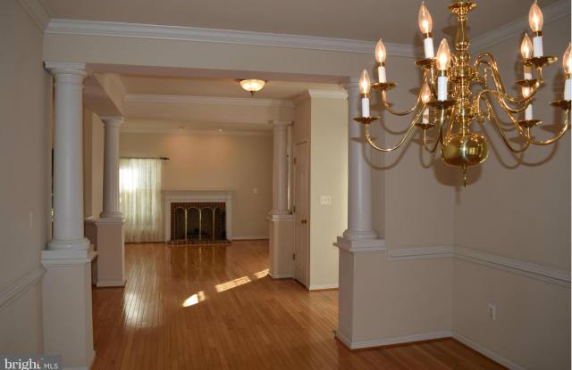 3408 REBECCA JANE WAY Gallery 2