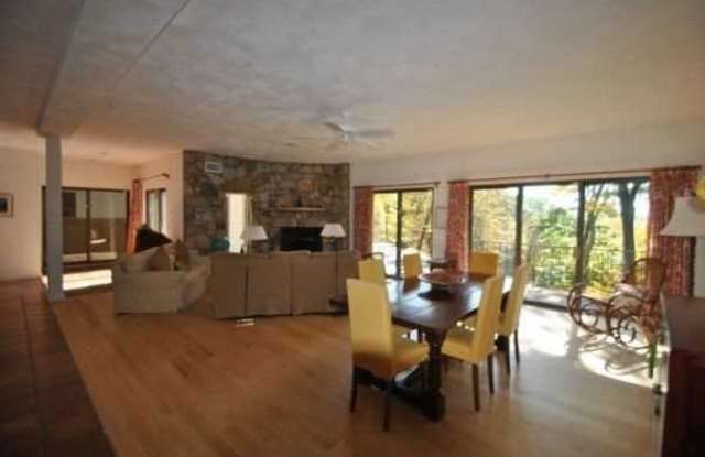 14 TROUTBECK CRESCENT Gallery 2