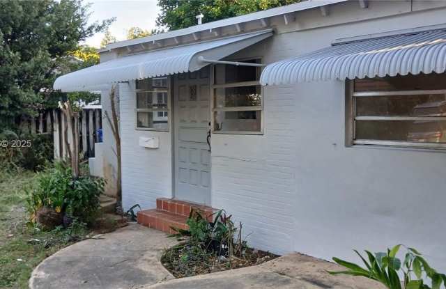 1836 Scott St photos photos