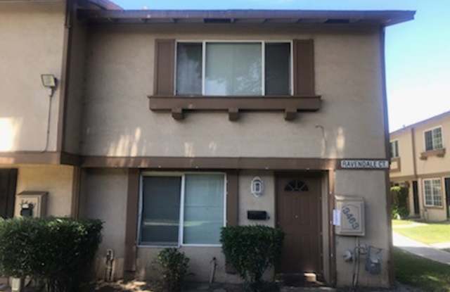 End unit 3 bedroom Townhouse Near Andrew Hill High School photos photos
