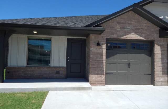 425 Summit Ridge Drive Gallery 4