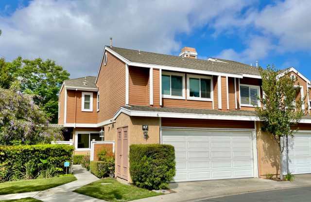 Beautiful End Unit Townhome in Fantastic Aliso Viejo Neighborhood! photos photos