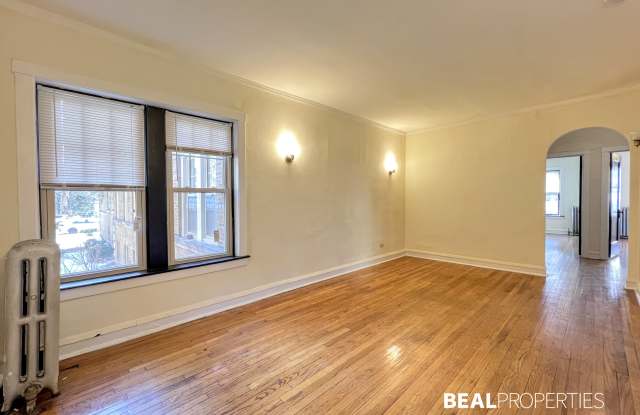 2100 W Ainslie St photos photos
