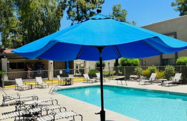 Desert Springs Apartments Gallery 3