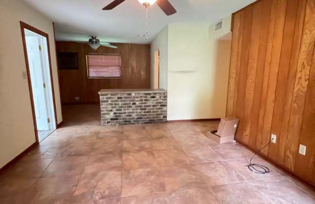 Conveniently located West Park Home! photos photos