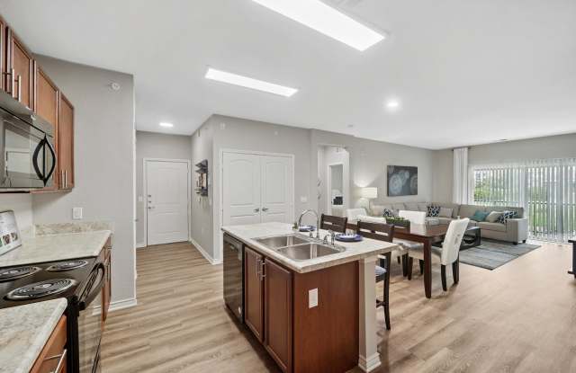Solaire Apartments Gallery 3