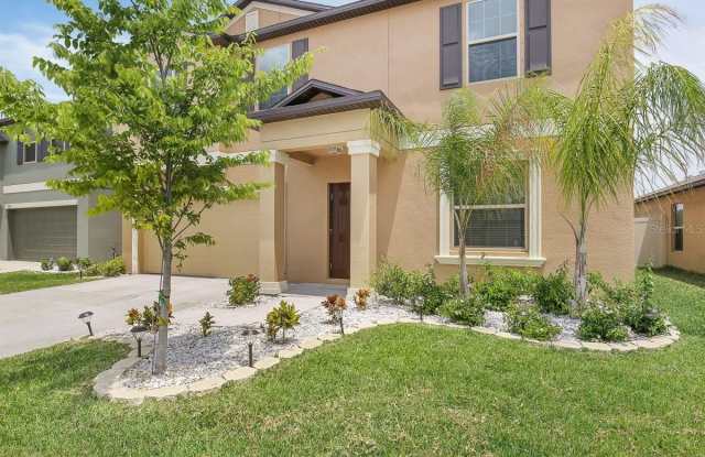 7322 KING CREEK Drive Gallery 2