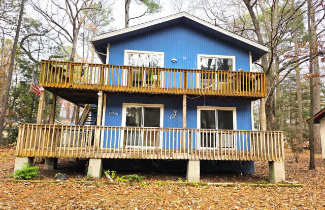 13 Sailors Way photos photos