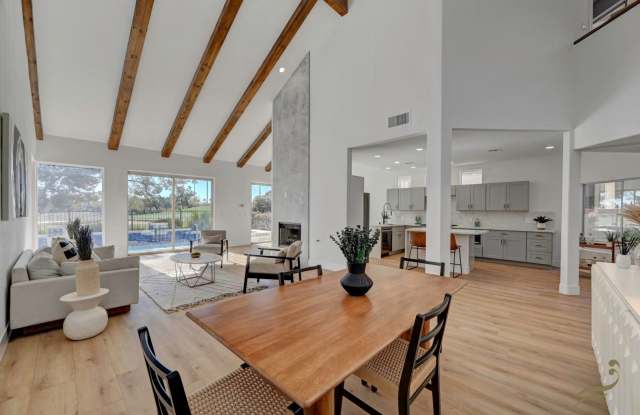 3 Bedroom, 2.5 Bath Golf Course Home in Guard-Gated Canyon Gate photos photos