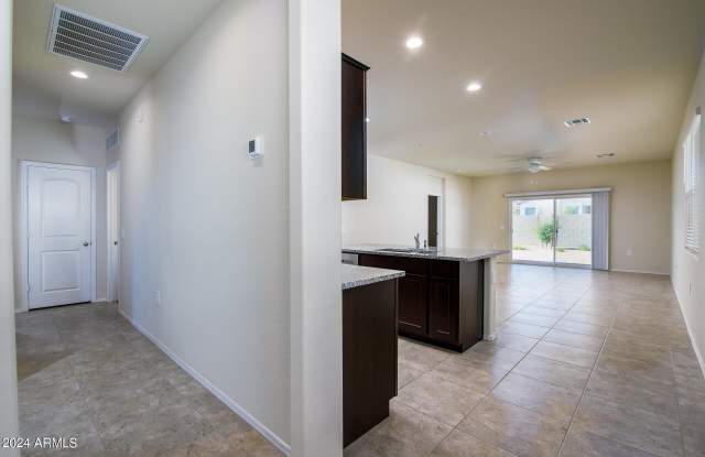 35445 W SAN ALVAREZ Avenue Gallery 3