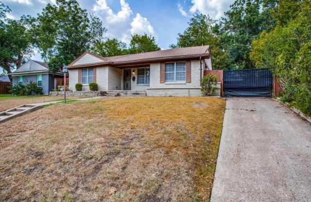 1623 W Pentagon Parkway - 1623 West Pentagon Parkway, Dallas, TX 75224