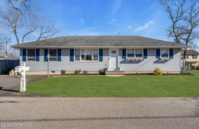 1009 Cable Avenue photos photos