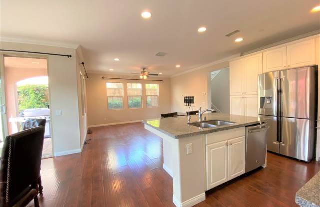 148 Yellow Pine Gallery 2