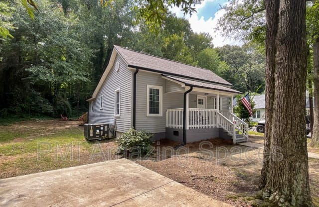 600 Foster St - 600 Foster Street, Kannapolis, NC 28083