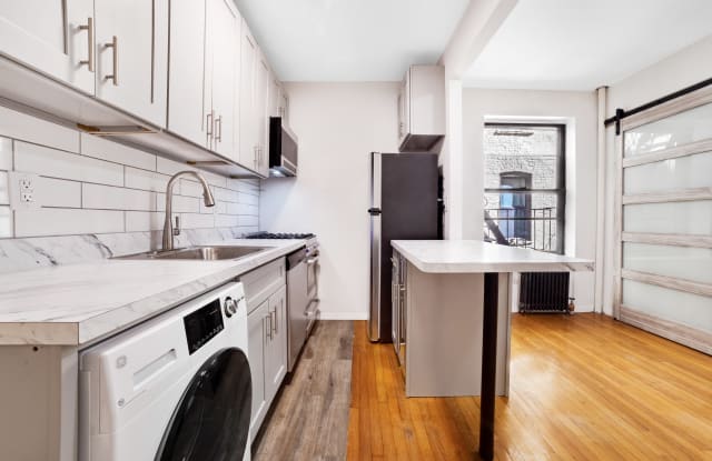 542 East 82nd Street - 542 E 82nd St, New York City, NY 10028