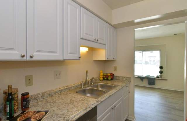 HILLTOP AREA FOR RENT! photos photos