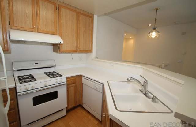 11852 Scripps Creek Gallery 4