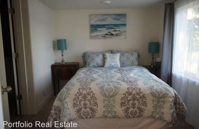 1137 Lakeside Upper Unit Gallery 4