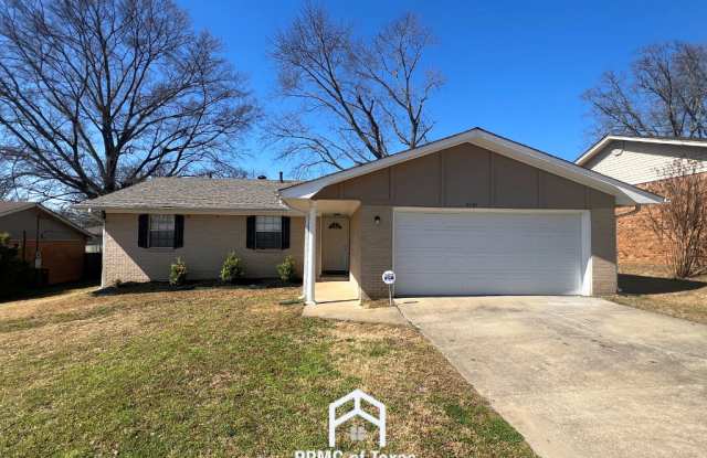 9101 Patricia Lynn Ln photos photos