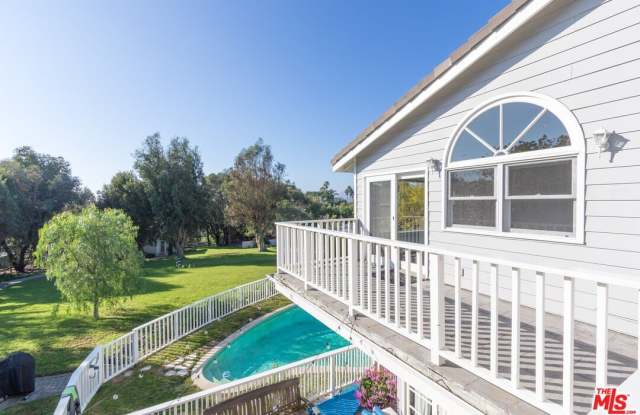 6557 Wandermere Rd photos photos