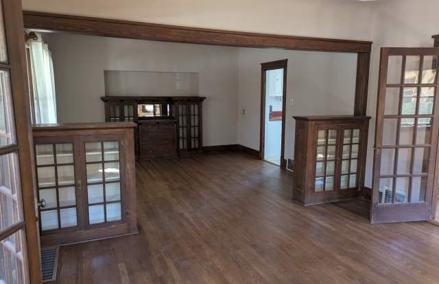 1272 South University Boulevard Gallery 2