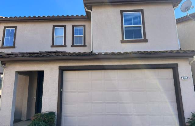 Low-Maintenance 3BR/3BA Home in Elk Grove – Walking Distance to Shops Restaurants photos photos Low-Maintenance 3BR/3BA Home in Elk Grove – Walking Distance to Shops Restaurants photos photos