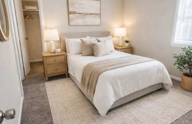 Bloom at Lilburn photos photos Bloom at Lilburn photos photos