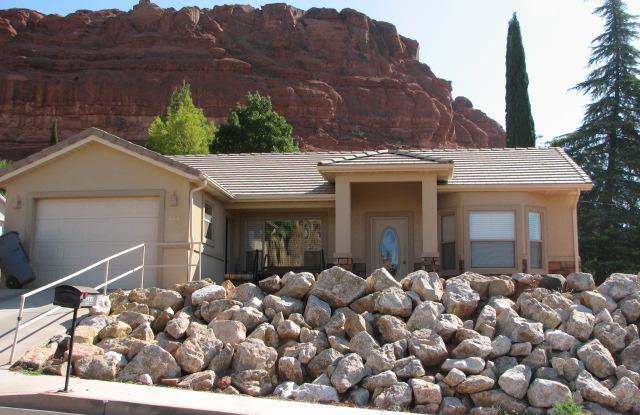 Beautiful Home in Coral Cove Heights photos photos